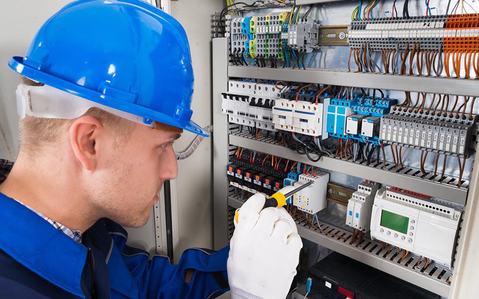 prix d'un électricien Arpajon